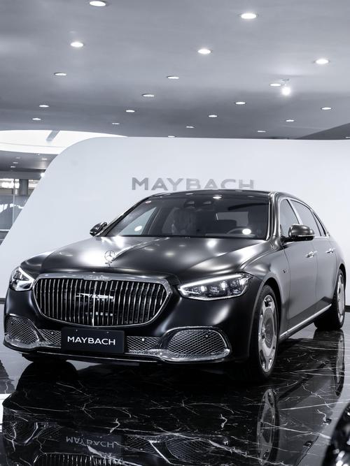 重庆12岚图汽车的售后服务让用户无忧出行，迈巴赫未来的豪华车趋势